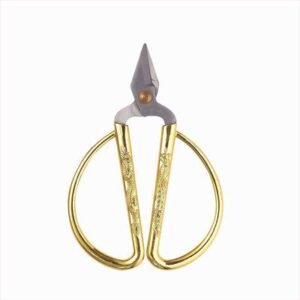 Tijera dorada mango ancho